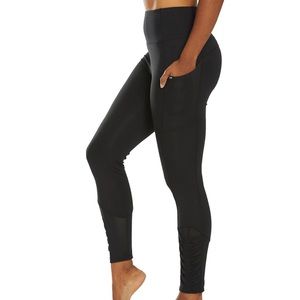 Yoga Pants Marika